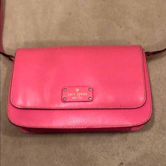 kate spade Handbags - Kate Spade Pink Cross Body Bag kate spade Handbags - Kate Spade Pink Cross Body Bag